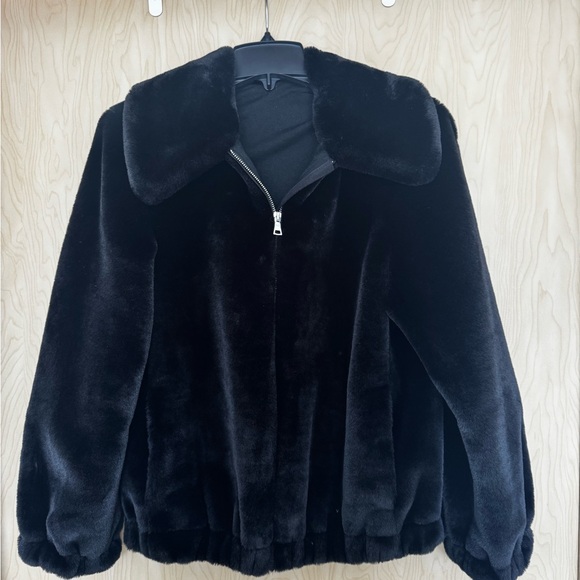 Jackets & Blazers - Faux Fur Bomber Jacket- L